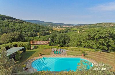 Maison de campagne à vendre Arezzo, Toscane, RIF 2993 Pool mit Ausblick 