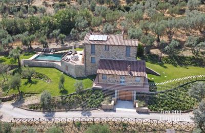 Maison de campagne à vendre Cortona, Toscane, RIF 2986 Blick auf Rustico