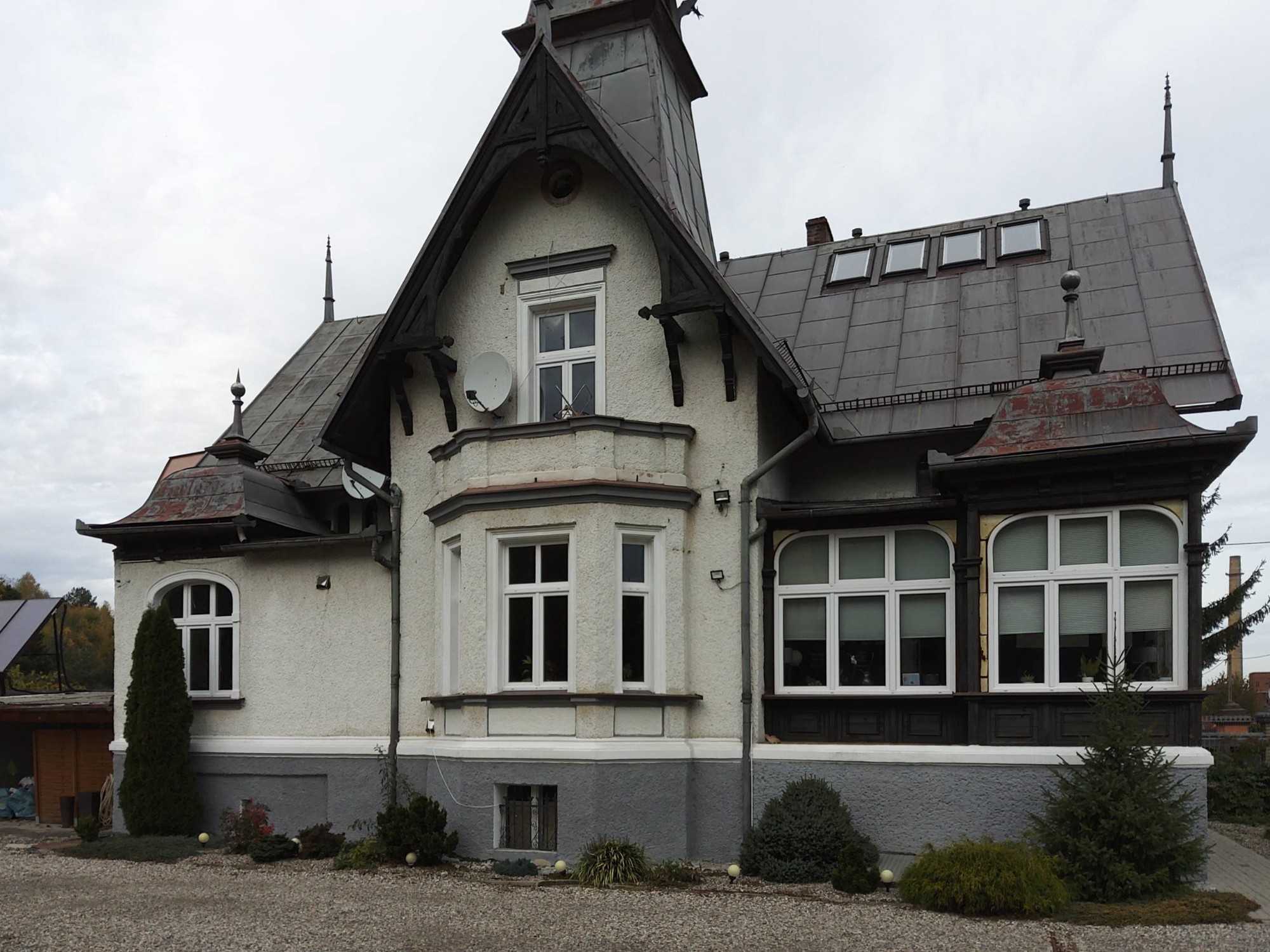 Photos Villa des années 1930 au sud de la Pologne