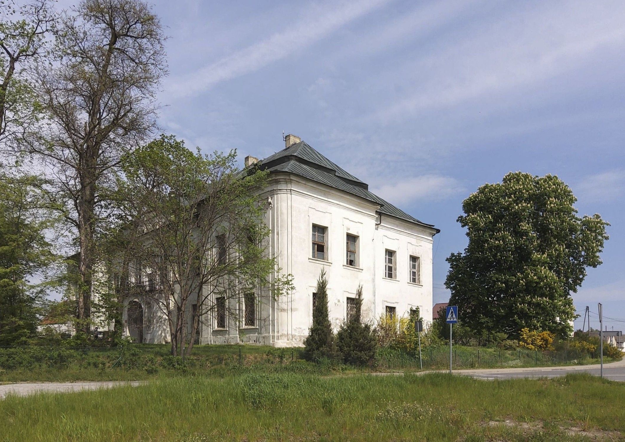 Photos Palais à vendre à Pisarzowice près du château de Moszna