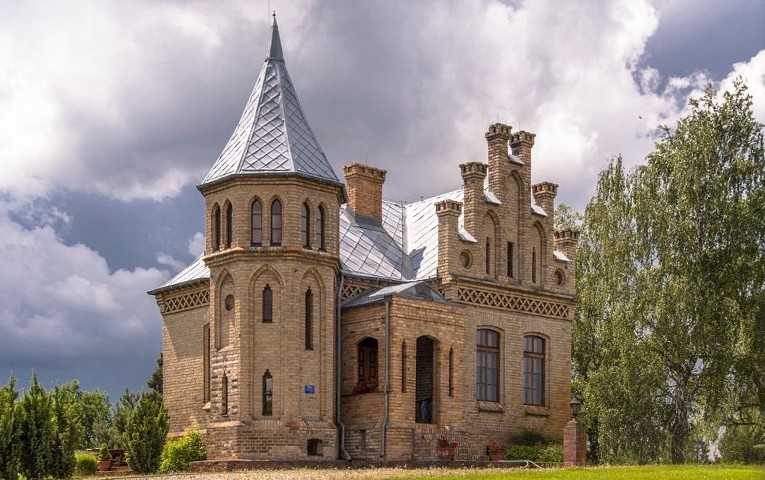 Photos Petit pavillon de chasse près de Bydgoszcz