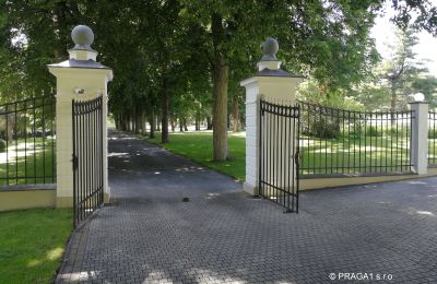 Château à vendre Hlavní město Praha, Accès