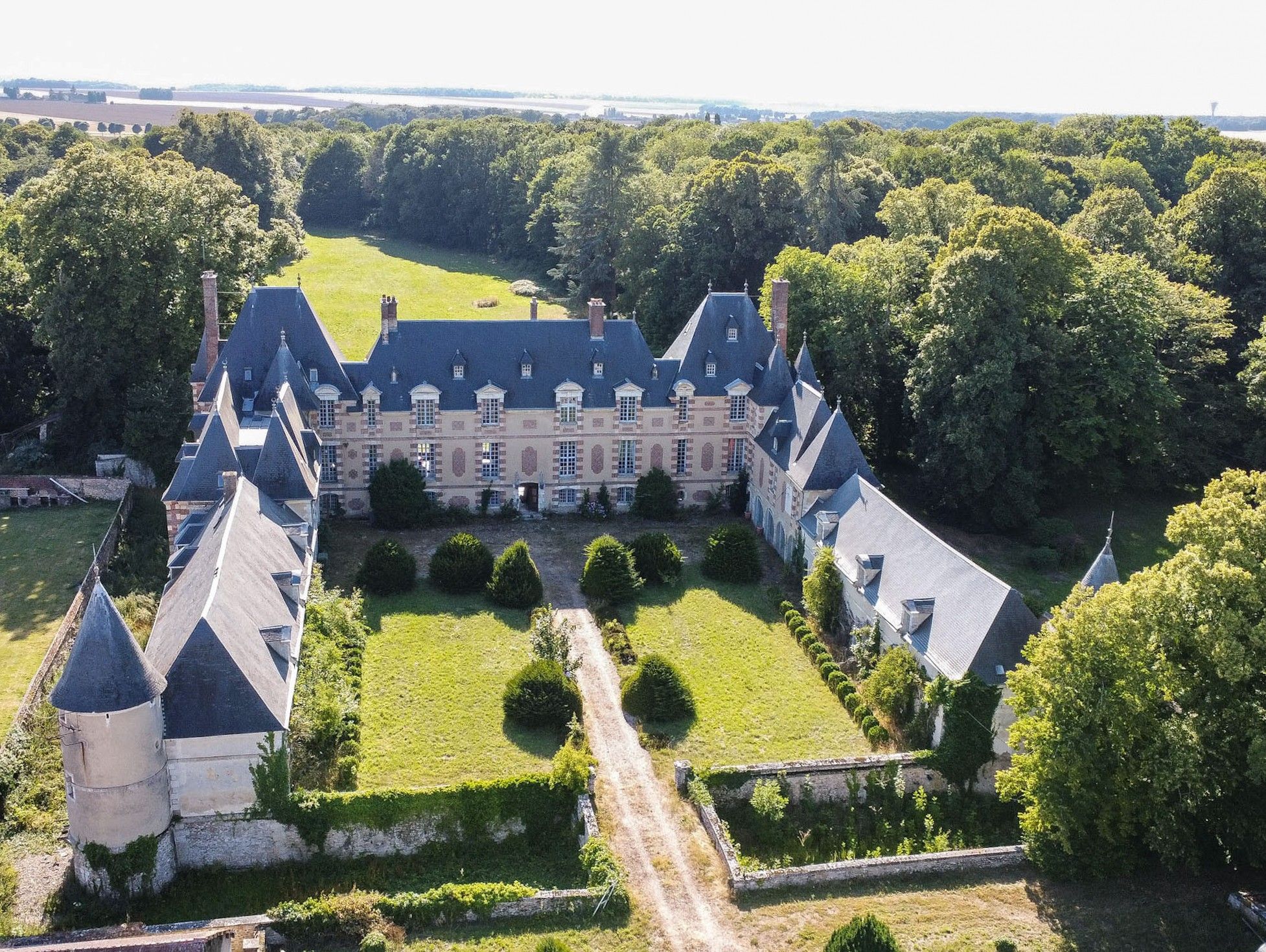 Photos Château Louis XIII : Domaine Normand près de Paris