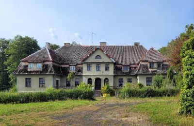 Propriétés, Manoir en Poméranie entre Lęborsk et la mer Baltique