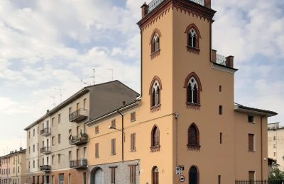 Propriétés, Palazzo Sanseverino - Propriété liée à Léonard de Vinci