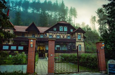 Maison à colombage à vendre Kowalowa, Basse-Silésie, Front budynku