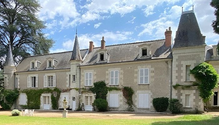 Château à vendre Centre-Val de Loire,  France