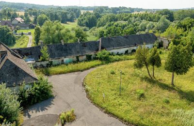 Manoir à vendre Poręba Żegoty, Ruiny Dworu Szembeków, Petite-Pologne, Dépendance