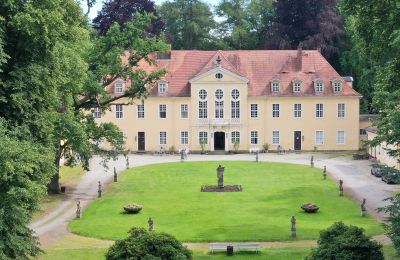 Château à vendre Saxe, Cour intérieure