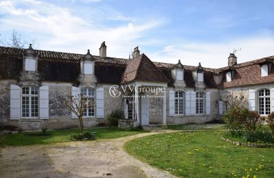 Château à vendre Monflanquin, Nouvelle-Aquitaine, Manoir