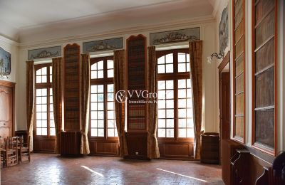 Propriétés, Évêché du 17ème siècle avec orangerie aménagé en hôtel-restaurant, secteur Rennes le Château - Aude