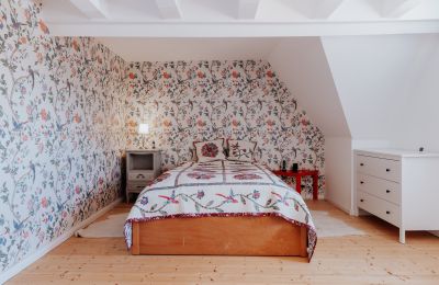 Château à vendre 79112 Opfingen, Bade-Wurtemberg, Charmantes Schlafzimmer im Dachgeschoss...