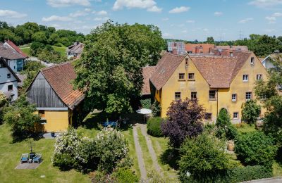 Château à vendre 79112 Opfingen, Bade-Wurtemberg, Ansicht des denkmalgeschützten Anwesens (Drohne)