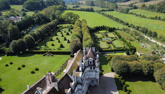 Château Magny-en-Vexin 2