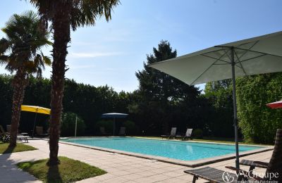 Manoir à vendre Villeneuve-sur-Lot, Nouvelle-Aquitaine, Piscine