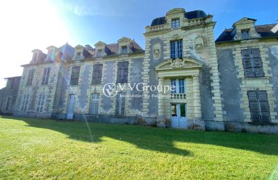 Château à vendre Thouars, Nouvelle-Aquitaine, Image 2/10