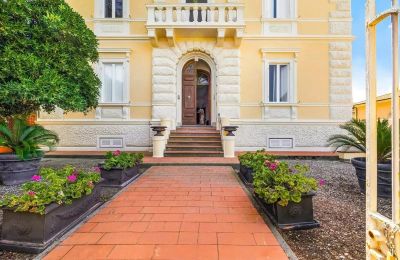 Villa historique à vendre Castiglioncello, Toscane, Vue frontale