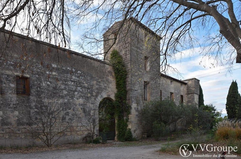 Photos Commanderie templière du 12ème siècle dans un parc, une chapelle, entre Montpellier et Sète