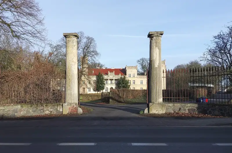 Château à vendre Gościeszyn, Grande-Pologne,  Pologne, 2