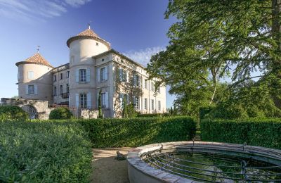 Château à vendre Barjac, Occitanie, Bâtiment principal