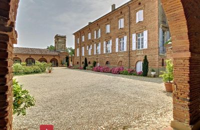 Château à vendre 31000 Toulouse, Occitanie, Cour intérieure