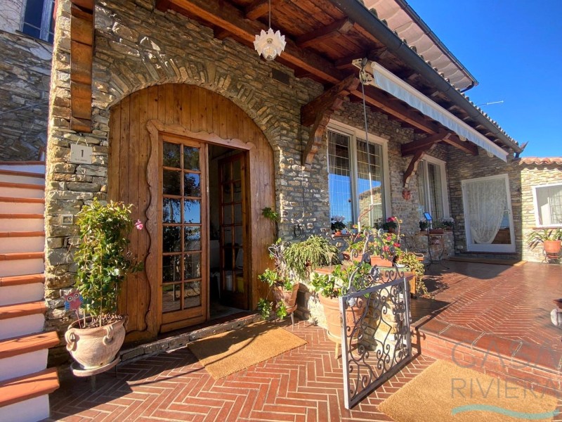 Photos Maison de campagne avec vue sur la mer à Andora