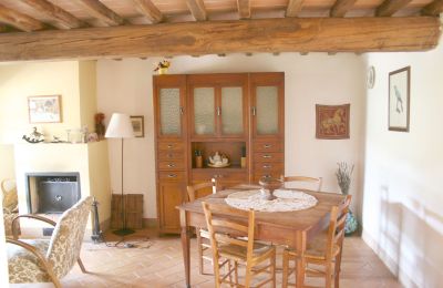 Maison de campagne à vendre Arezzo, Toscane, RIF2262-lang21#RIF 2262 Essbereich mit Kamin