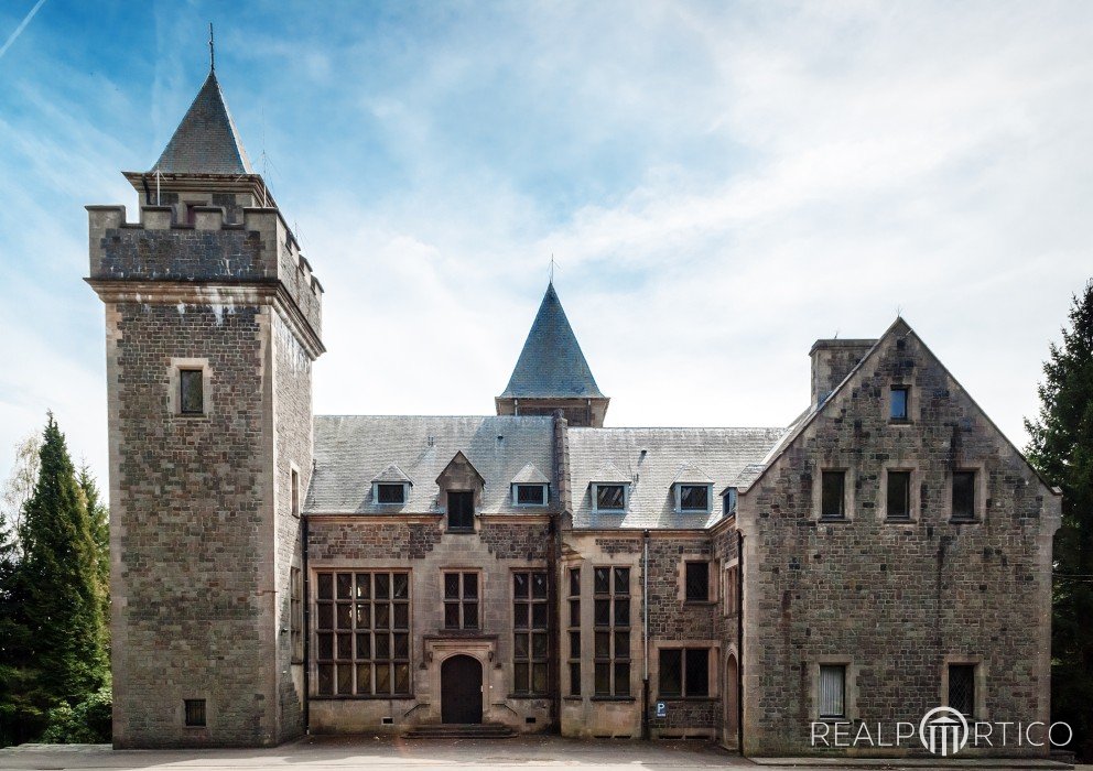 Château du Celly, Province de Luxembourg, Lavacherie