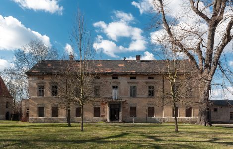 /pp/cc_by/thumb-de-thueringen-meuselwitz-falkenhain-rittergut.jpg