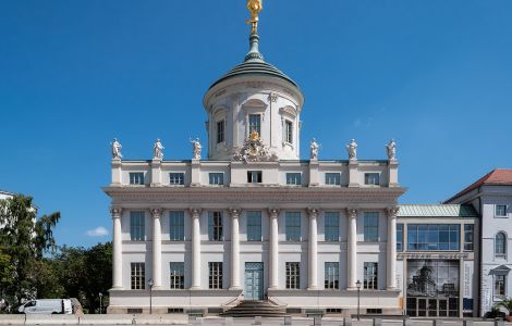 /pp/cc_by/thumb-deutschland-brandenburg-potsdam-altes-rathaus.jpg