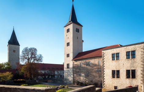 /pp/public_domain/thumb-de-sachsen-anhalt-hessen-schloss.jpg