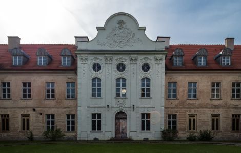 /pp/public_domain/thumb-deutschland-brandenburg-fuerstenberg-schloss.jpg